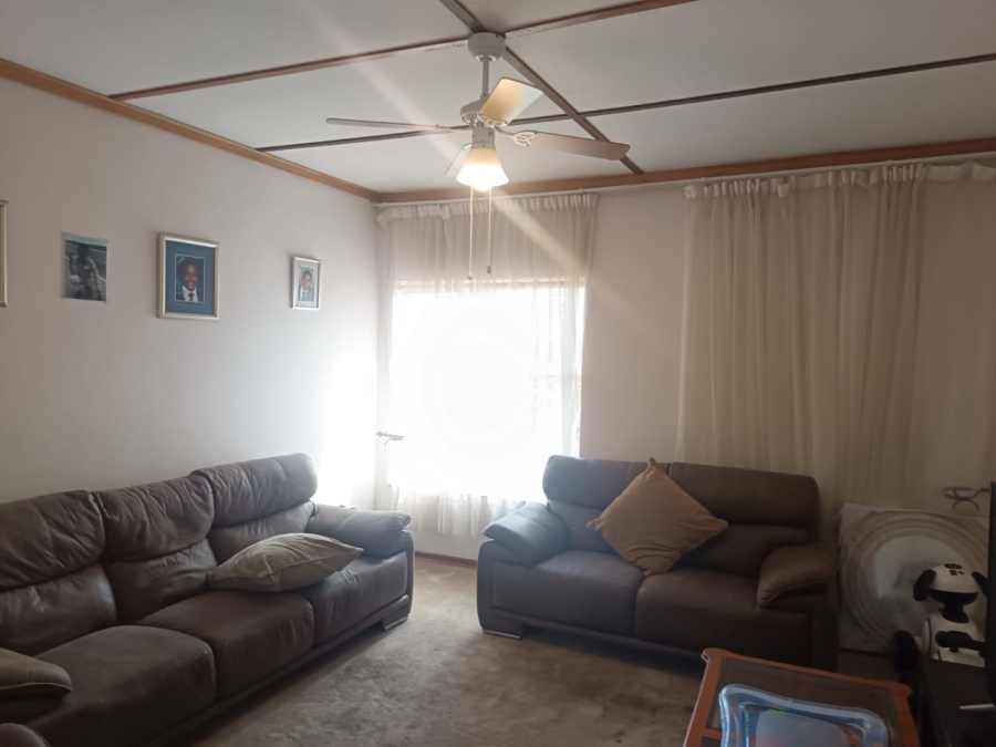 3 Bedroom Property for Sale in Royldene Northern Cape